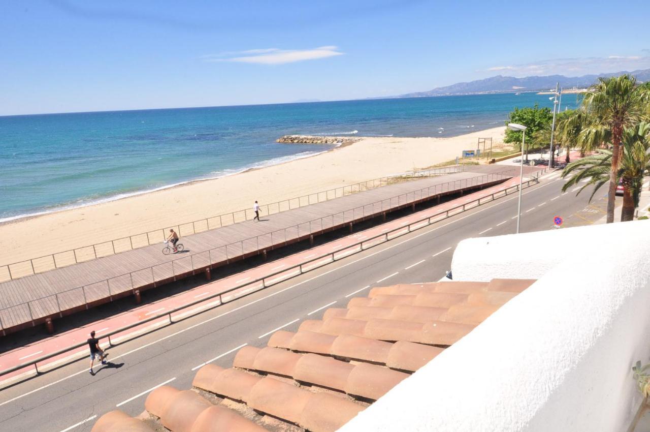 קמברילס Tallats Litoral Costa Dorada - Only Families מראה חיצוני תמונה