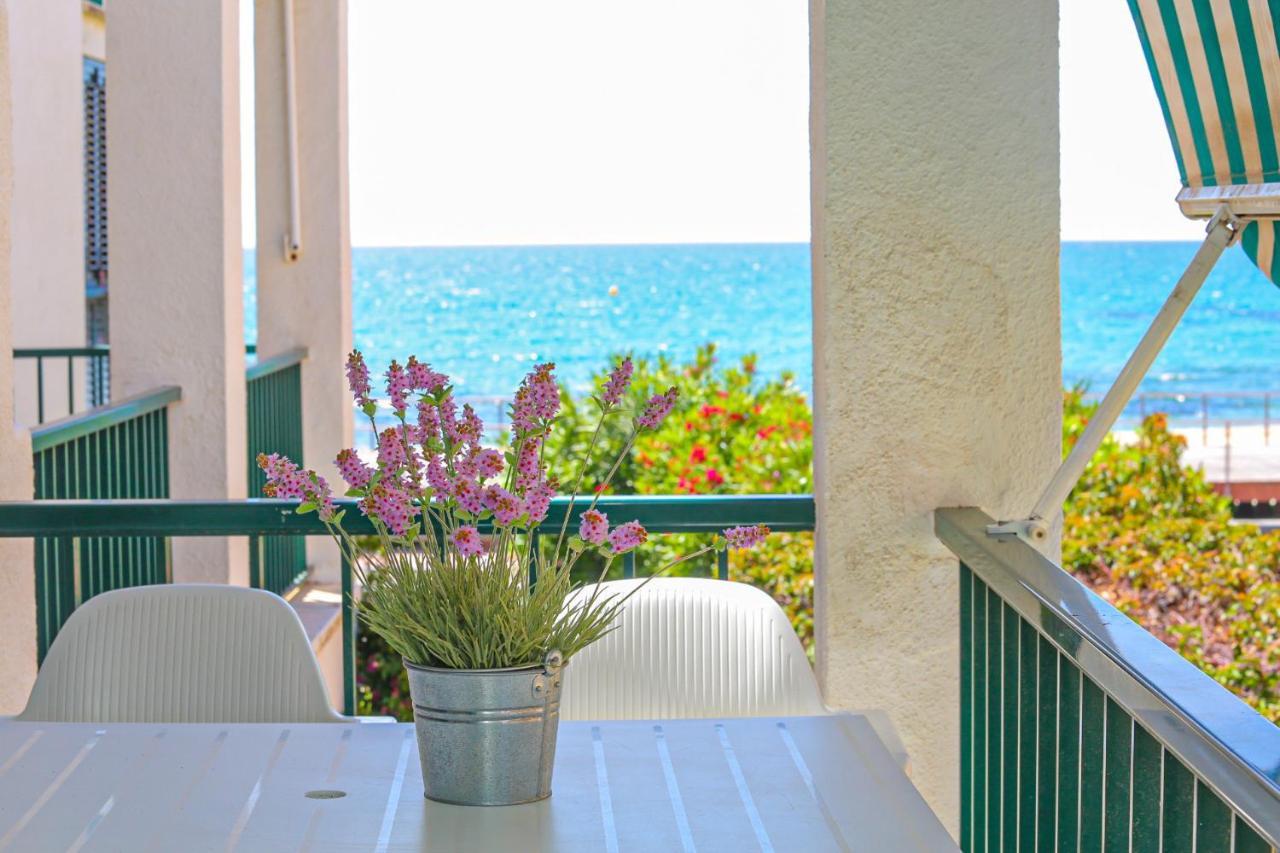 קמברילס Tallats Litoral Costa Dorada - Only Families מראה חיצוני תמונה